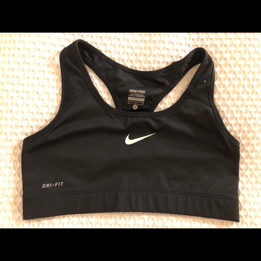 Nike DryFit Sports Bra (M) - Black